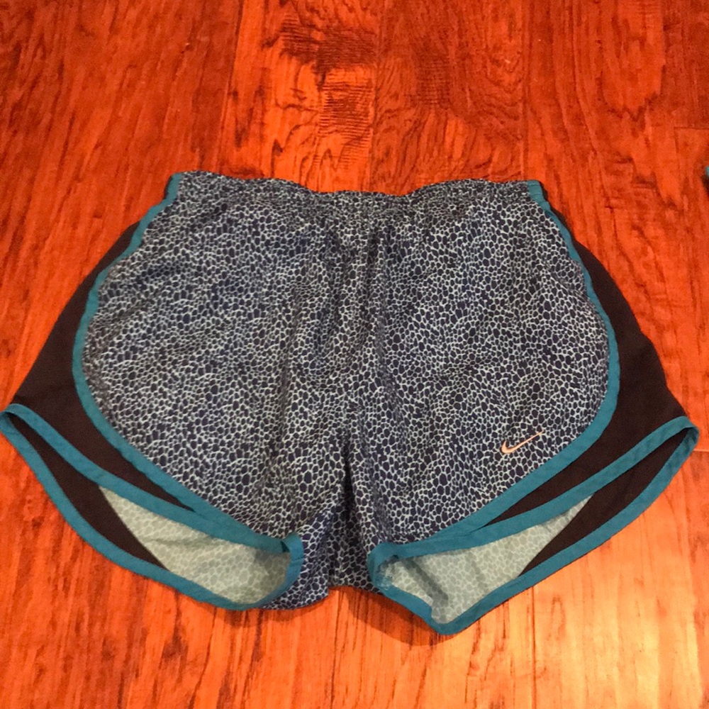 Women’s Nike Dri-Fit Tempo Shorts
